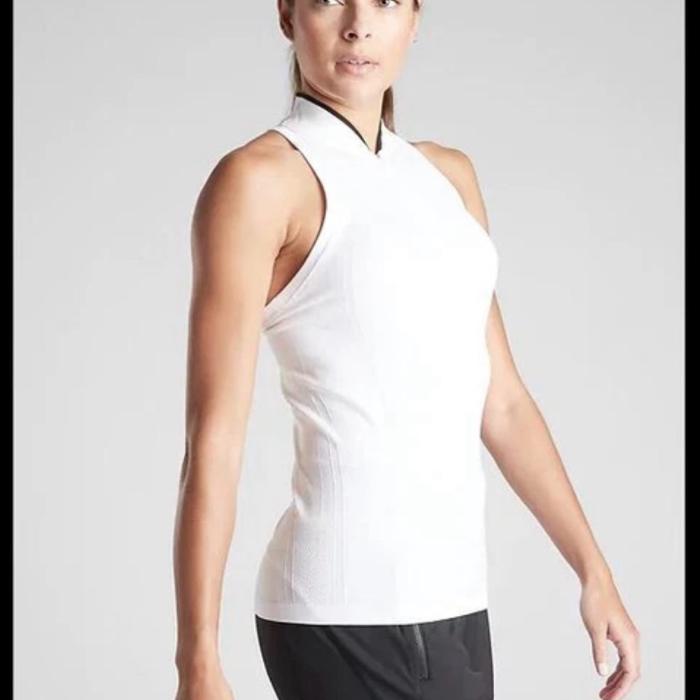 ATHLETA “MOMENTUM TANK” NWT SIZE SMALL WHITE